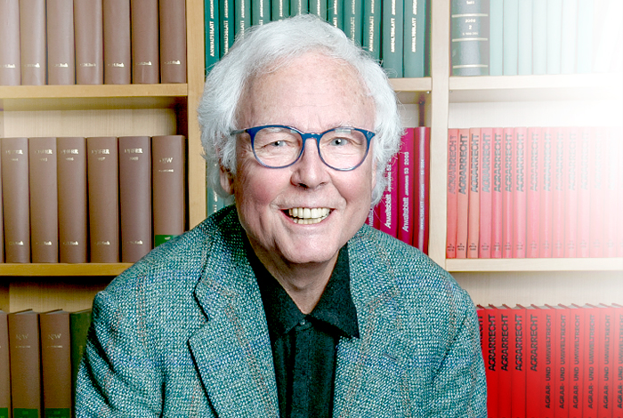Dr. jur. Klaus Weber